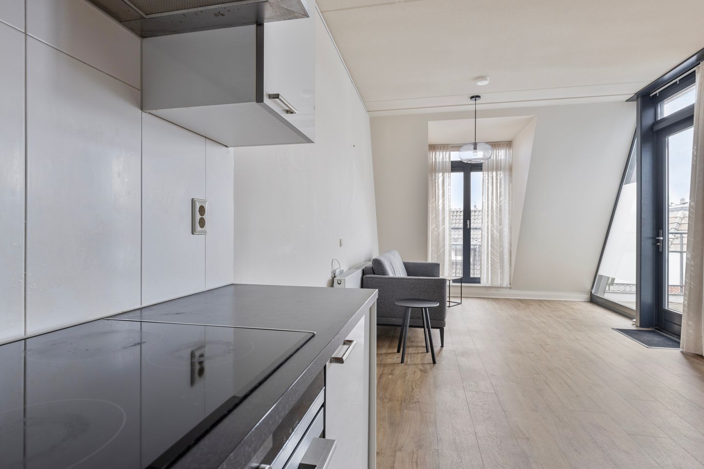 Foto 25 van Spoorstraat 9-C