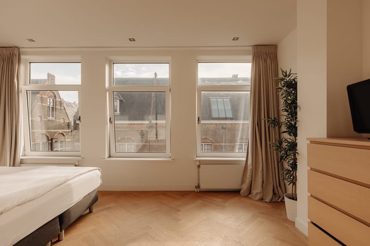 Foto 18 van Balthasar Floriszstraat 5-3