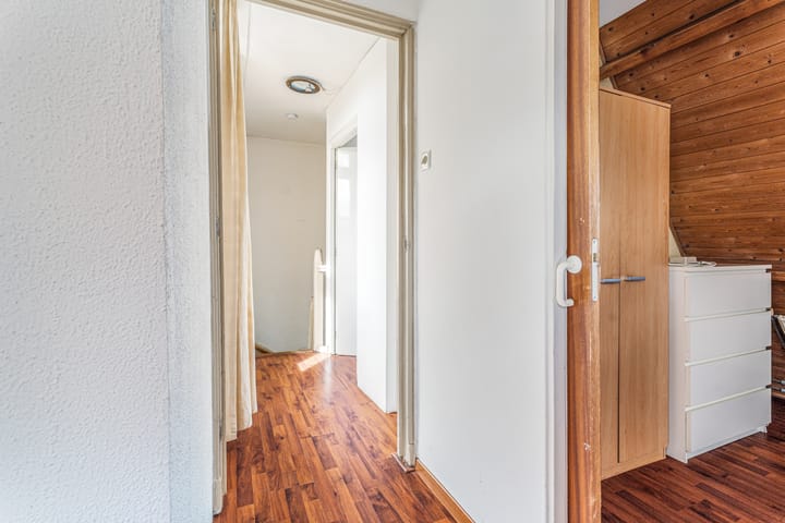 Photo 36 of Van Dijckstraat 23