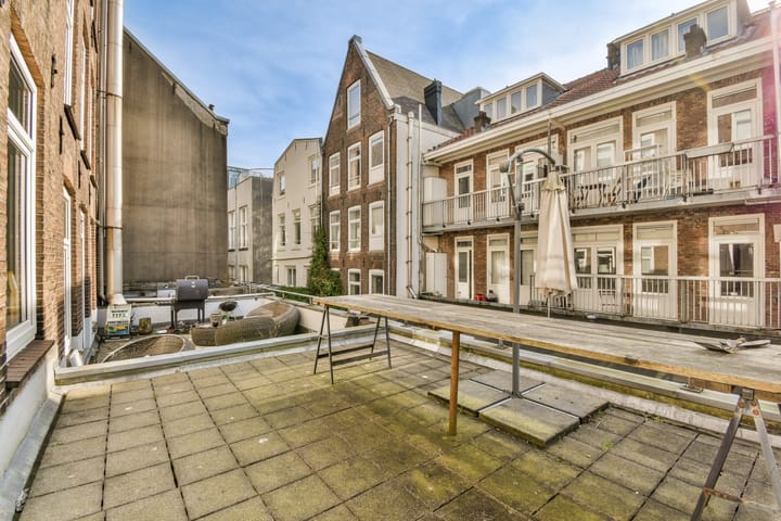 Photo 2 of Albert Cuypstraat 164-B