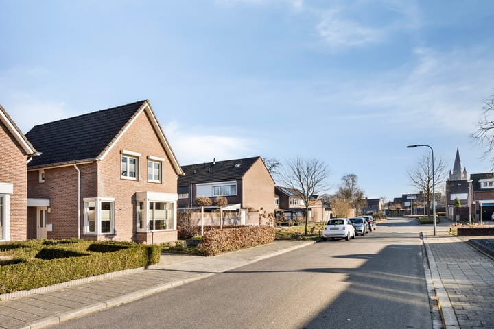Photo 40 of Bremstraat 2