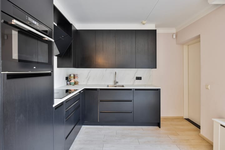 Photo 17 of Bremstraat 2