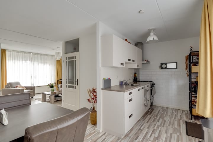 Foto 4 van Klaproos 3