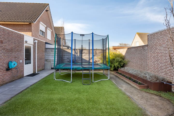 Photo 37 of Bremstraat 2