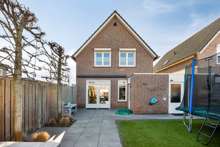 Photo 3 of Bremstraat 2