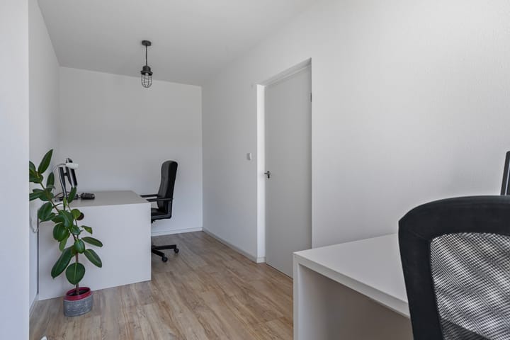 Photo 17 of Groes 15