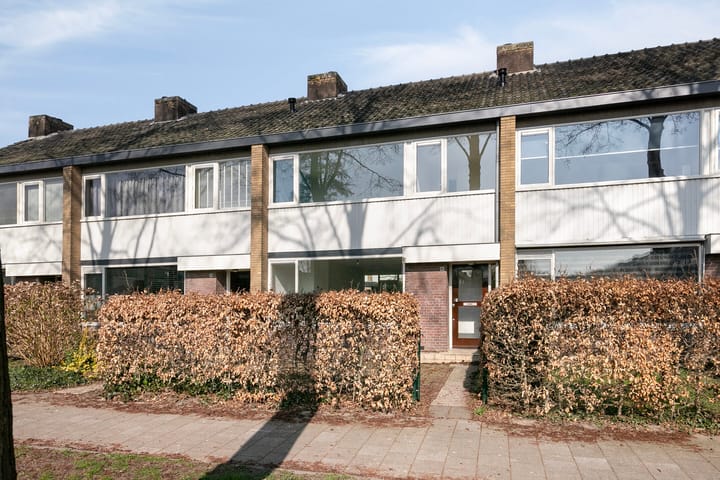 Foto 1 van Rechterenstraat 88