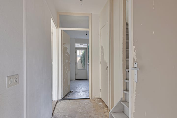 Foto 9 van Rechterenstraat 88