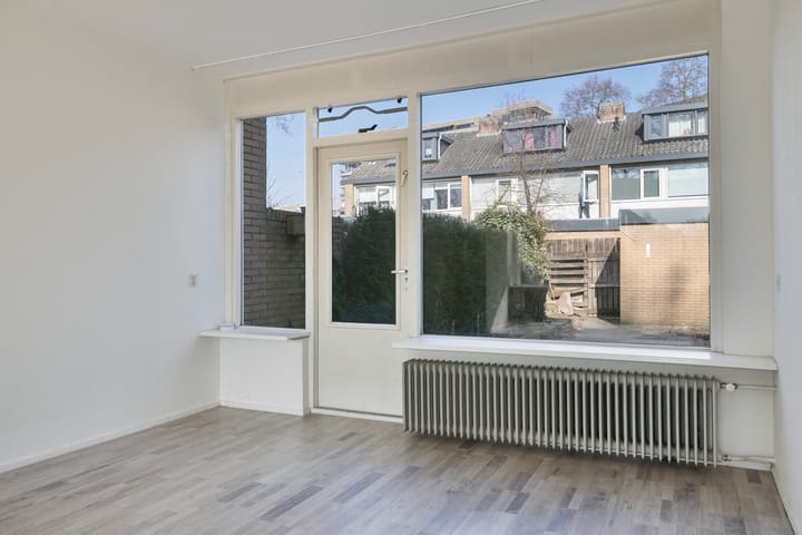 Foto 12 van Rechterenstraat 88