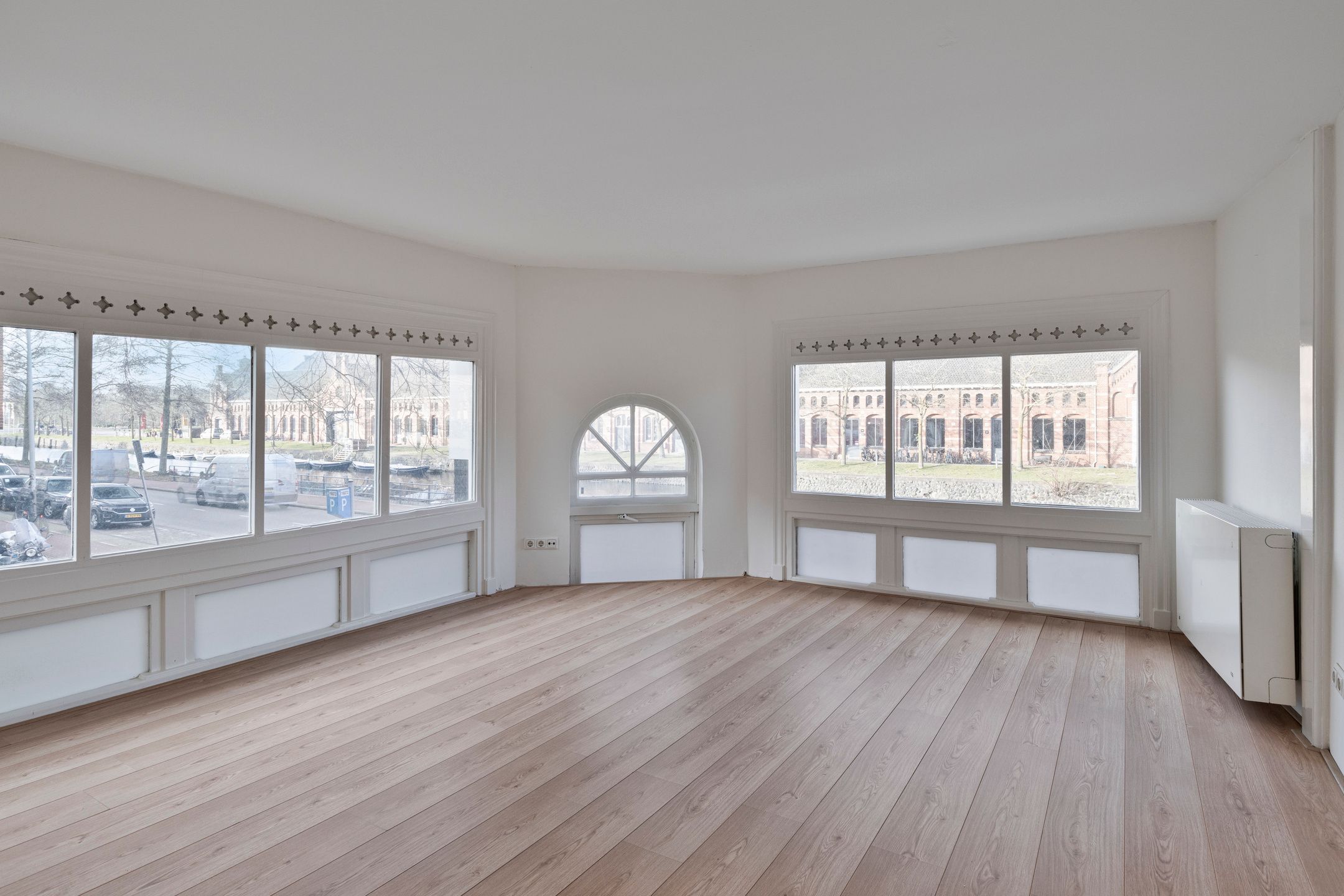 Foto 15 van Haarlemmerweg 133-H