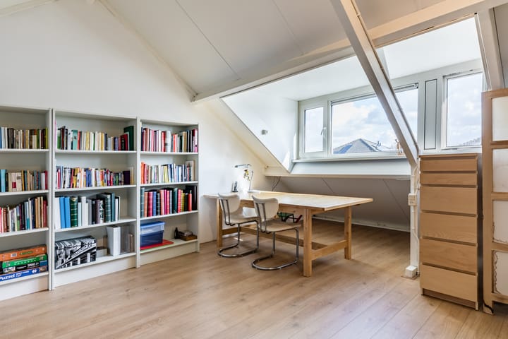 Photo 32 of Molenstraat 143