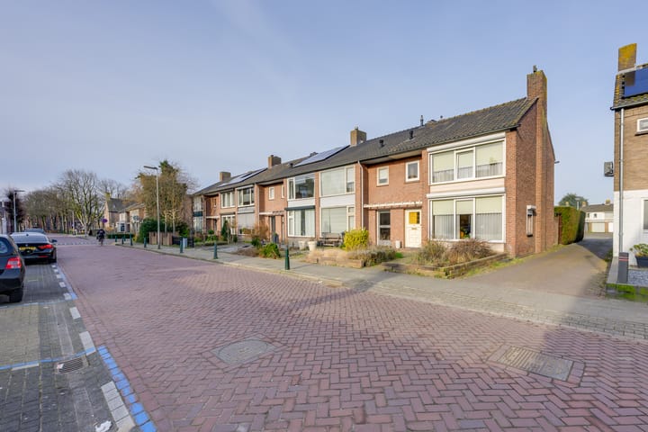 Photo 7 of Wilhelminalaan 19