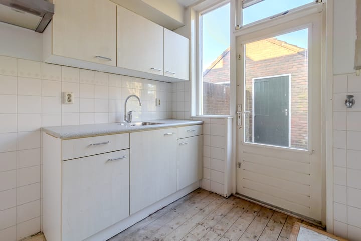 Foto 5 van Droonecampstraat 1