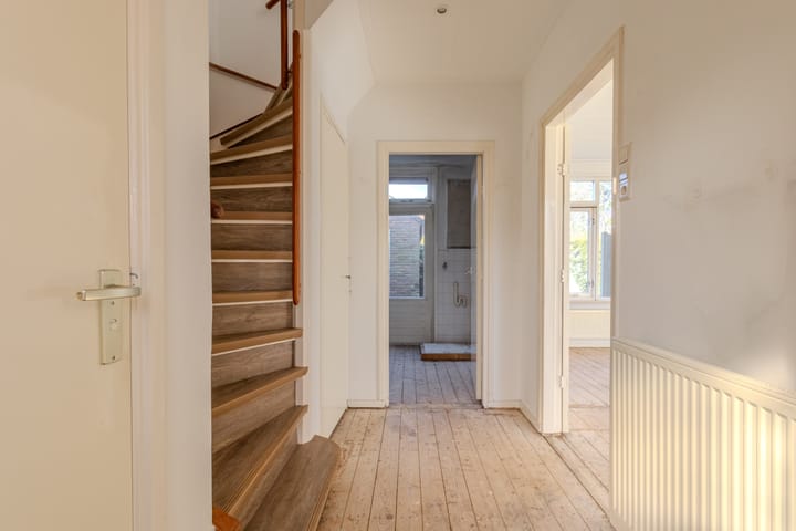 Foto 9 van Droonecampstraat 1