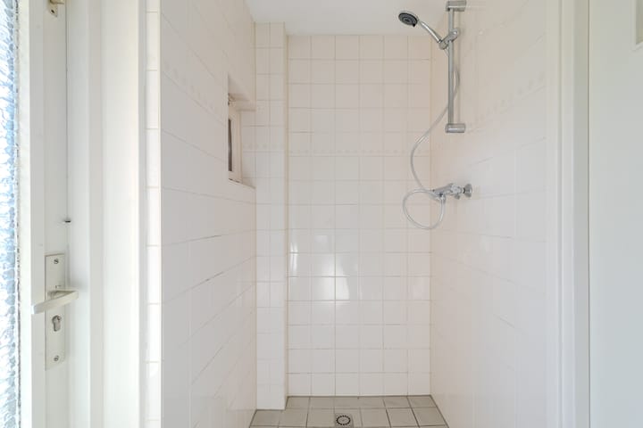 Foto 17 van Droonecampstraat 1