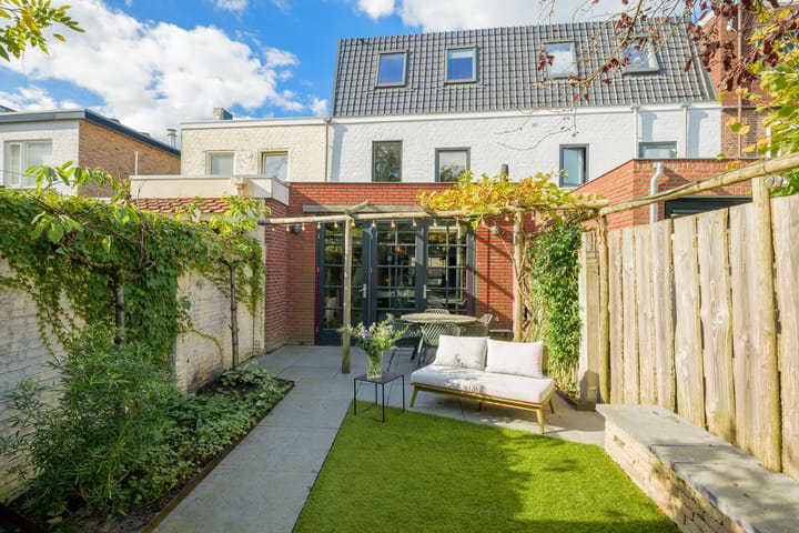 Foto 31 van Valkenierslaan 142