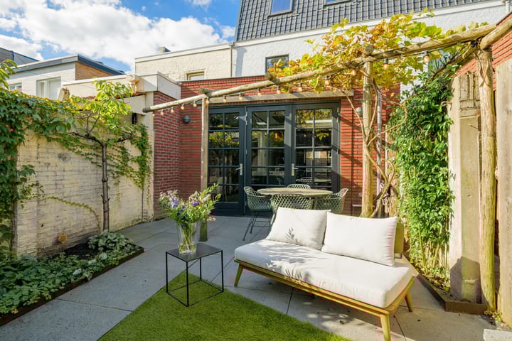 Foto 34 van Valkenierslaan 142