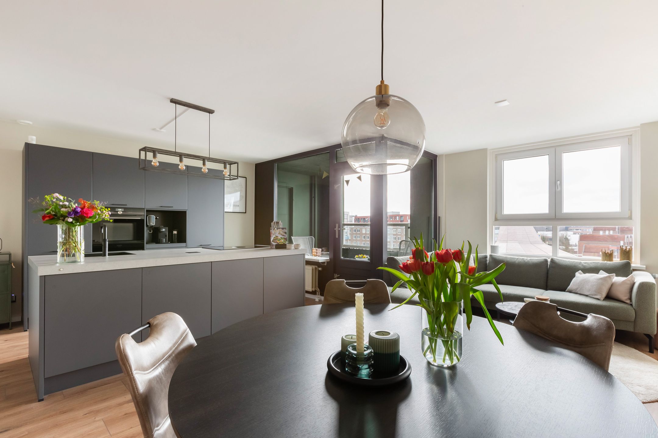 Foto 12 van Markt 331