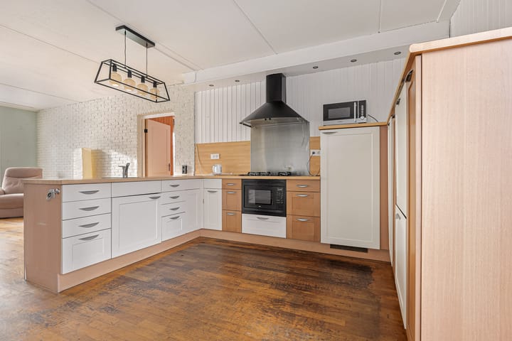 Photo 10 of Hofmark 99