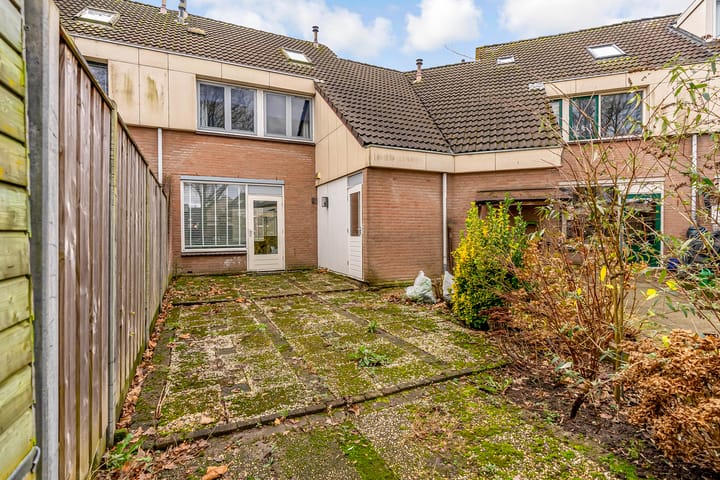 Photo 29 of Hofmark 99