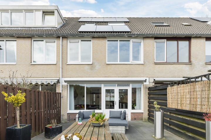 Foto 37 van Eline Vereplantsoen 49