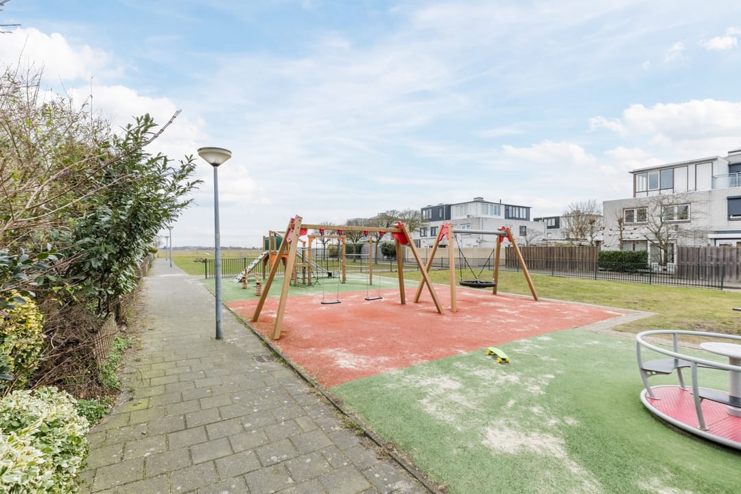 Foto 38 van Eline Vereplantsoen 49