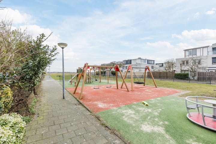 Foto 38 van Eline Vereplantsoen 49