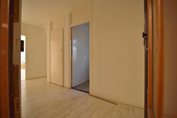 Photo 10 of Raadhuisstraat 66