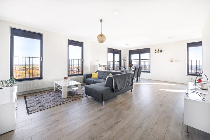 Foto 2 van Simon Carmiggelthof 204