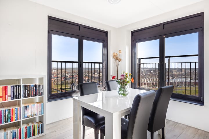 Foto 18 van Simon Carmiggelthof 204