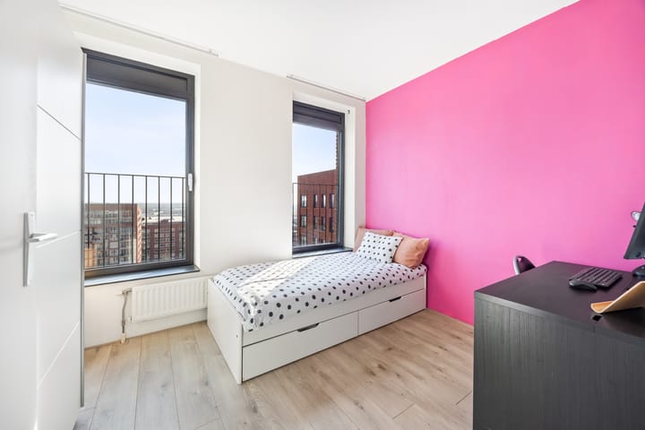 Foto 27 van Simon Carmiggelthof 204