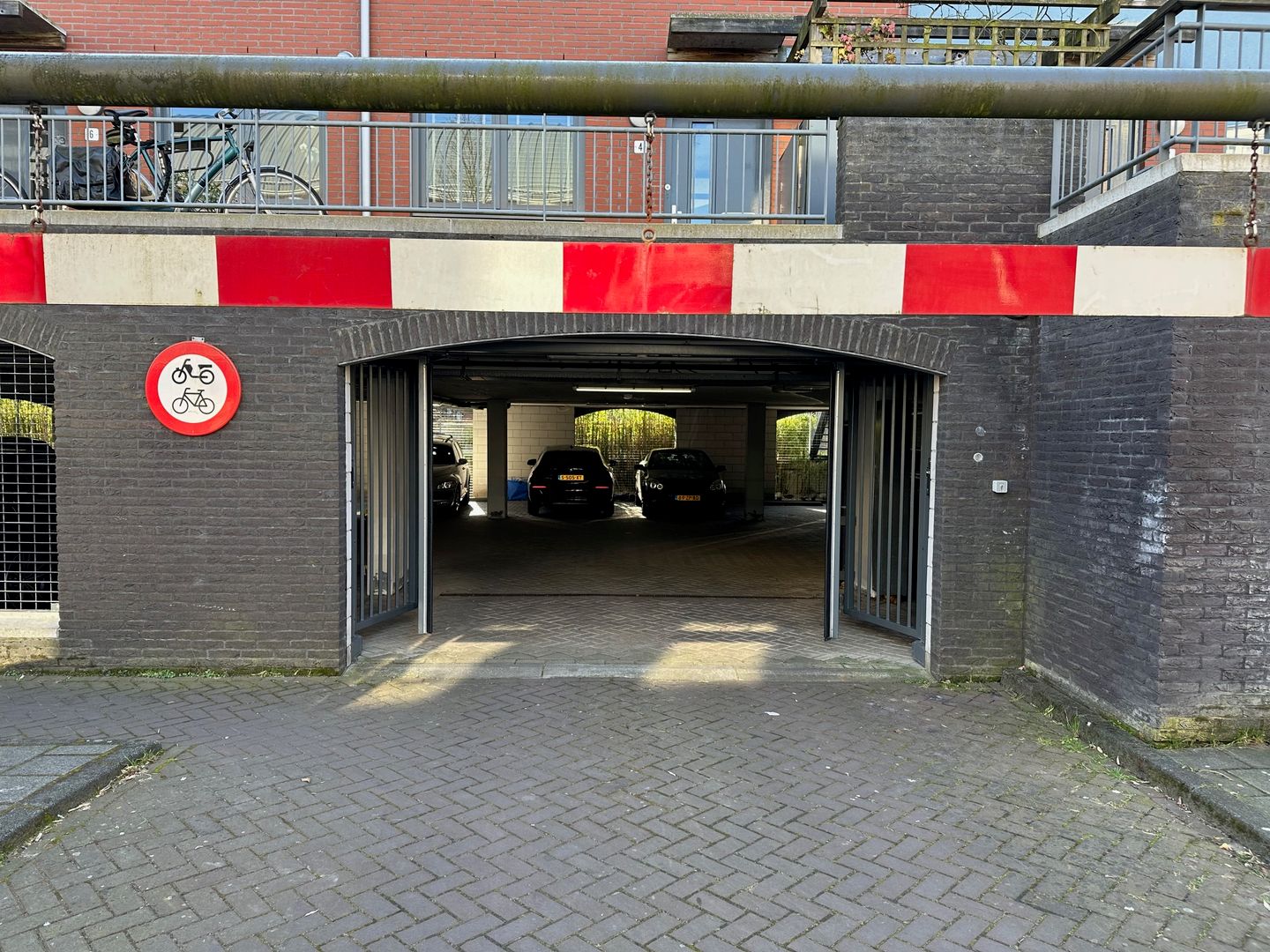 Foto 4 van Kampersingel/Petrus Planciusstraat