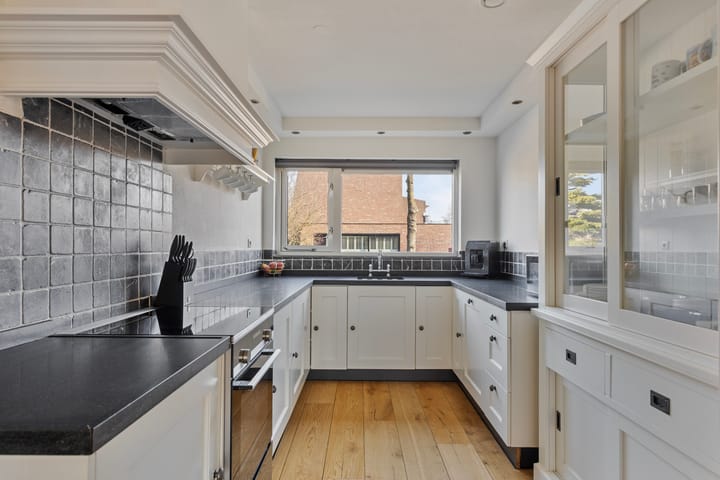 Foto 2 van Zuiderparklaan 8