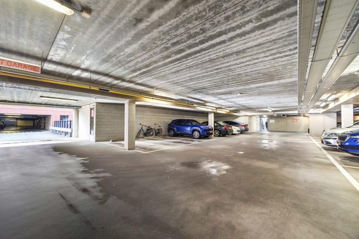 Foto 33 van Simon Carmiggelthof 204