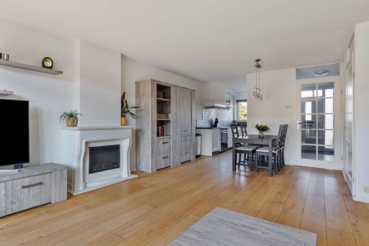 Photo 7 of Zuiderparklaan 8