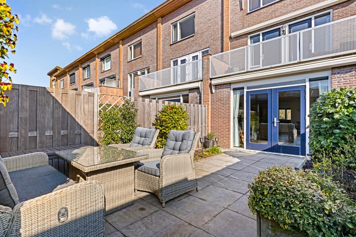 Photo 16 of Zuiderparklaan 8