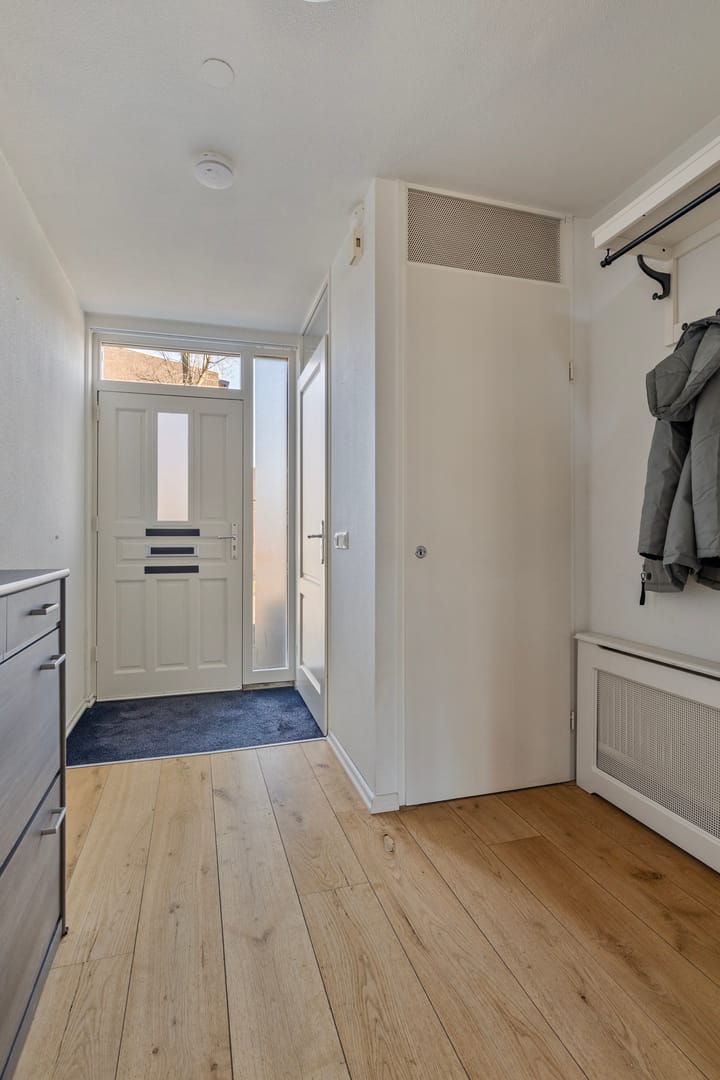 Photo 19 of Zuiderparklaan 8