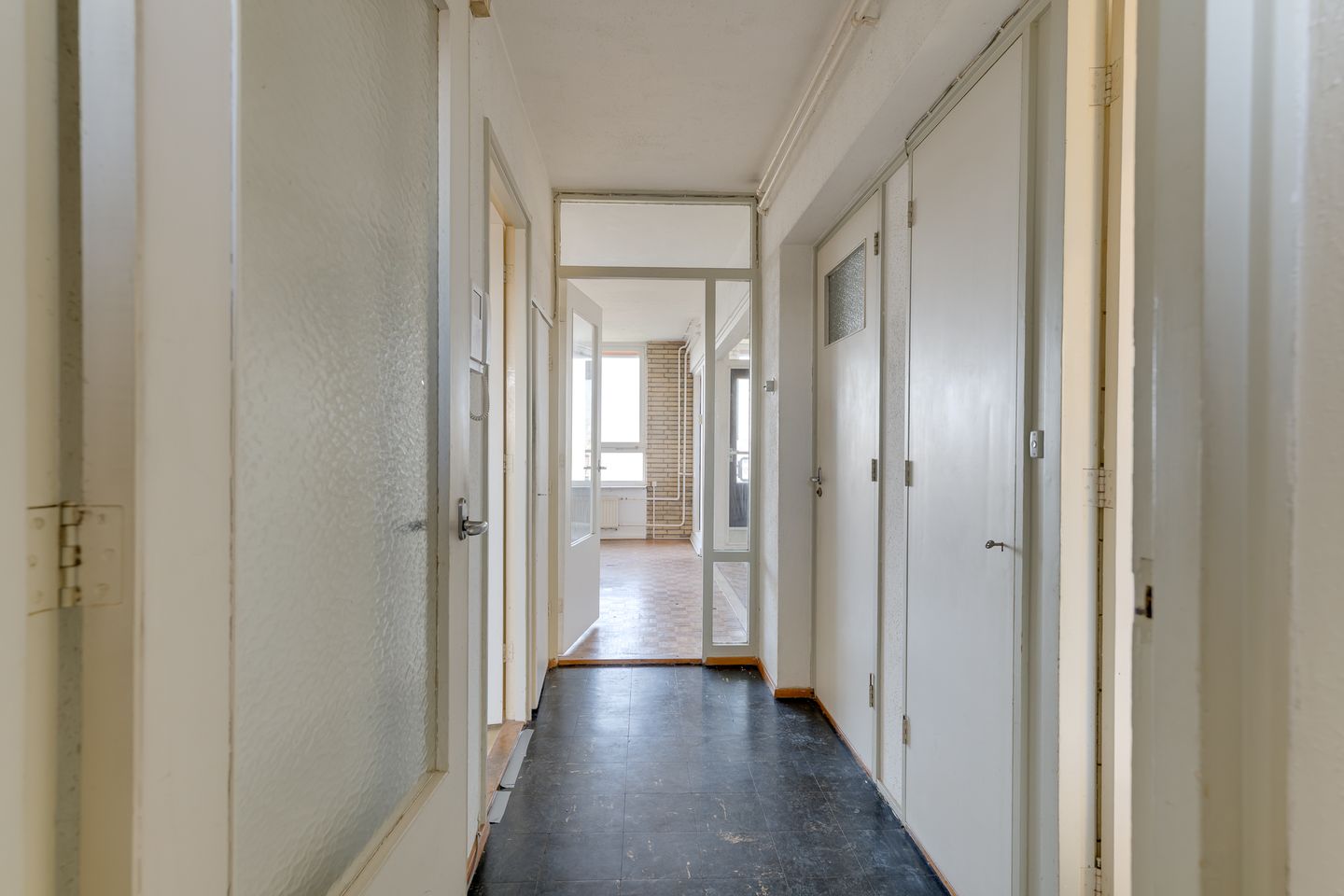 Foto 10 van Van Vollenhovenplein 93