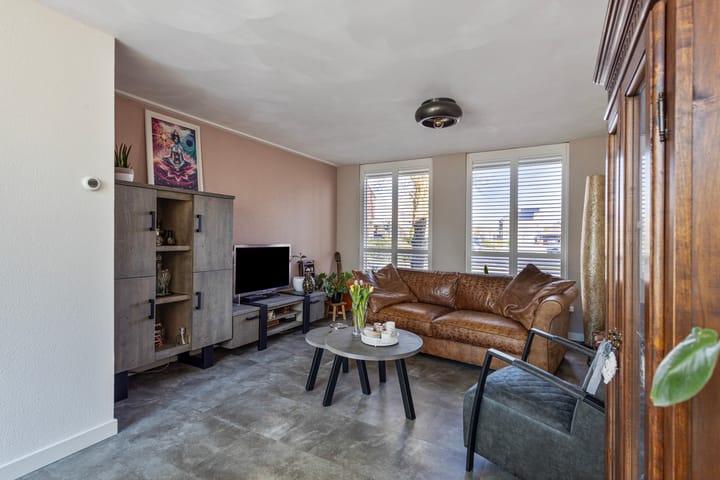 Foto 2 van Den Bleek 7