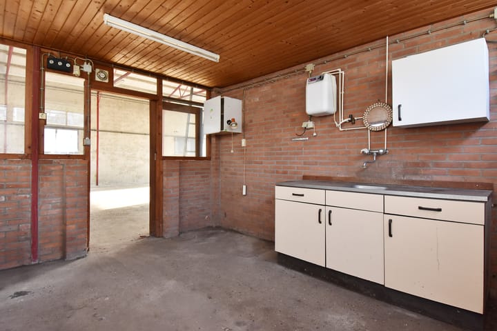 Foto 47 van Delftsestraatweg 50