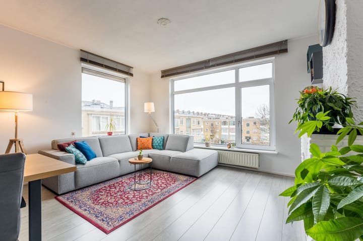 Foto 2 van Lopikplein 3