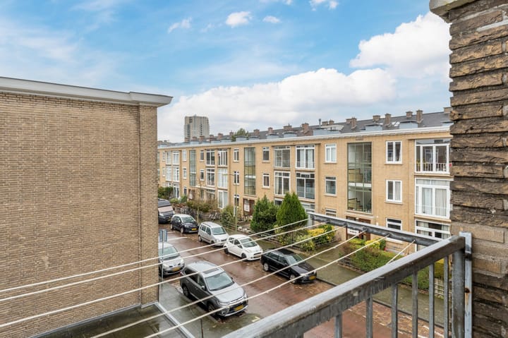 Foto 32 van Lopikplein 3