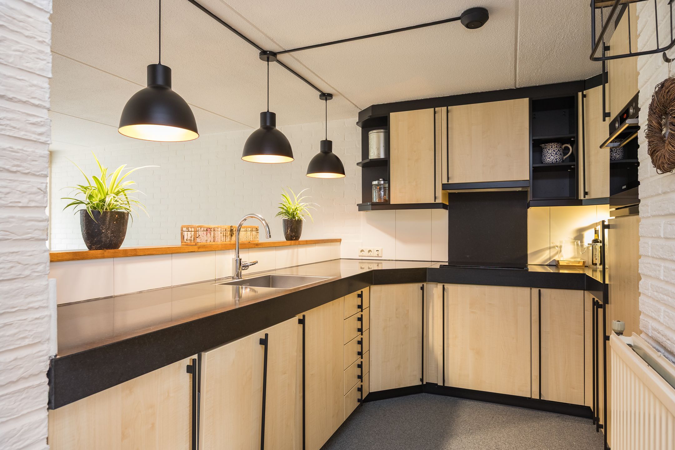 Foto 15 van Weerdslag 16