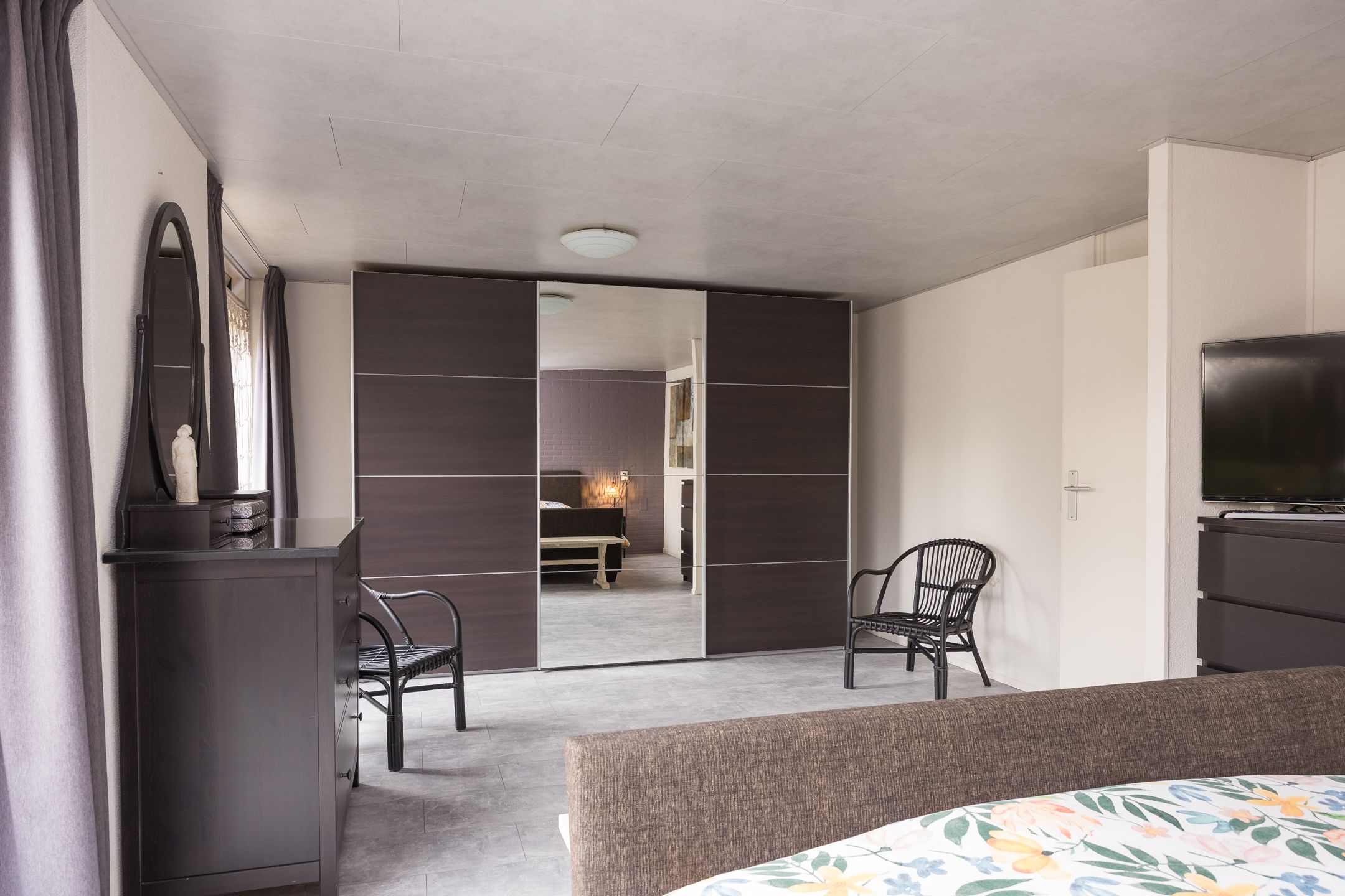 Foto 18 van Weerdslag 16