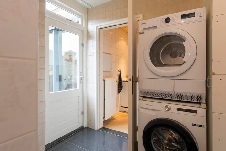 Foto 18 van Borneostraat 11