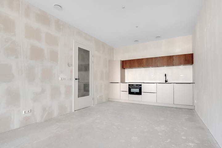 Foto 10 van Hoola van Nootenstraat 259