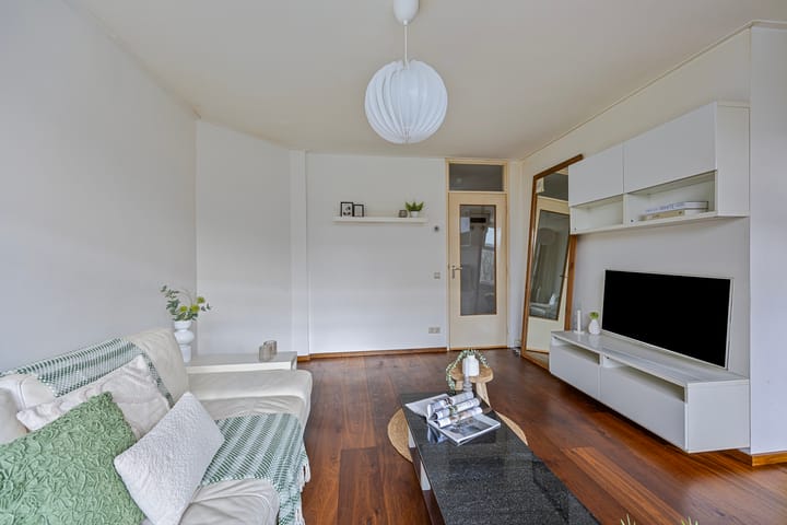 Foto 7 van Uiterwaardenstraat 52-2