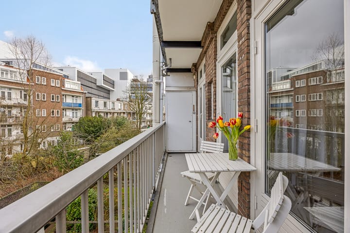 Foto 17 van Uiterwaardenstraat 52-2