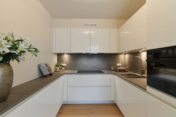 Foto 4 van Jan van Riebeeckweg 19