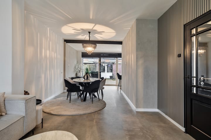 Photo 11 of Mascagnistraat 18